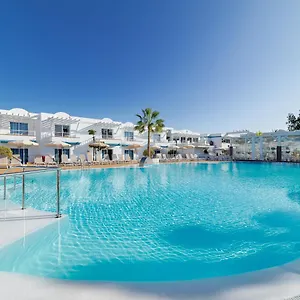 Arena Beach Aparthotel